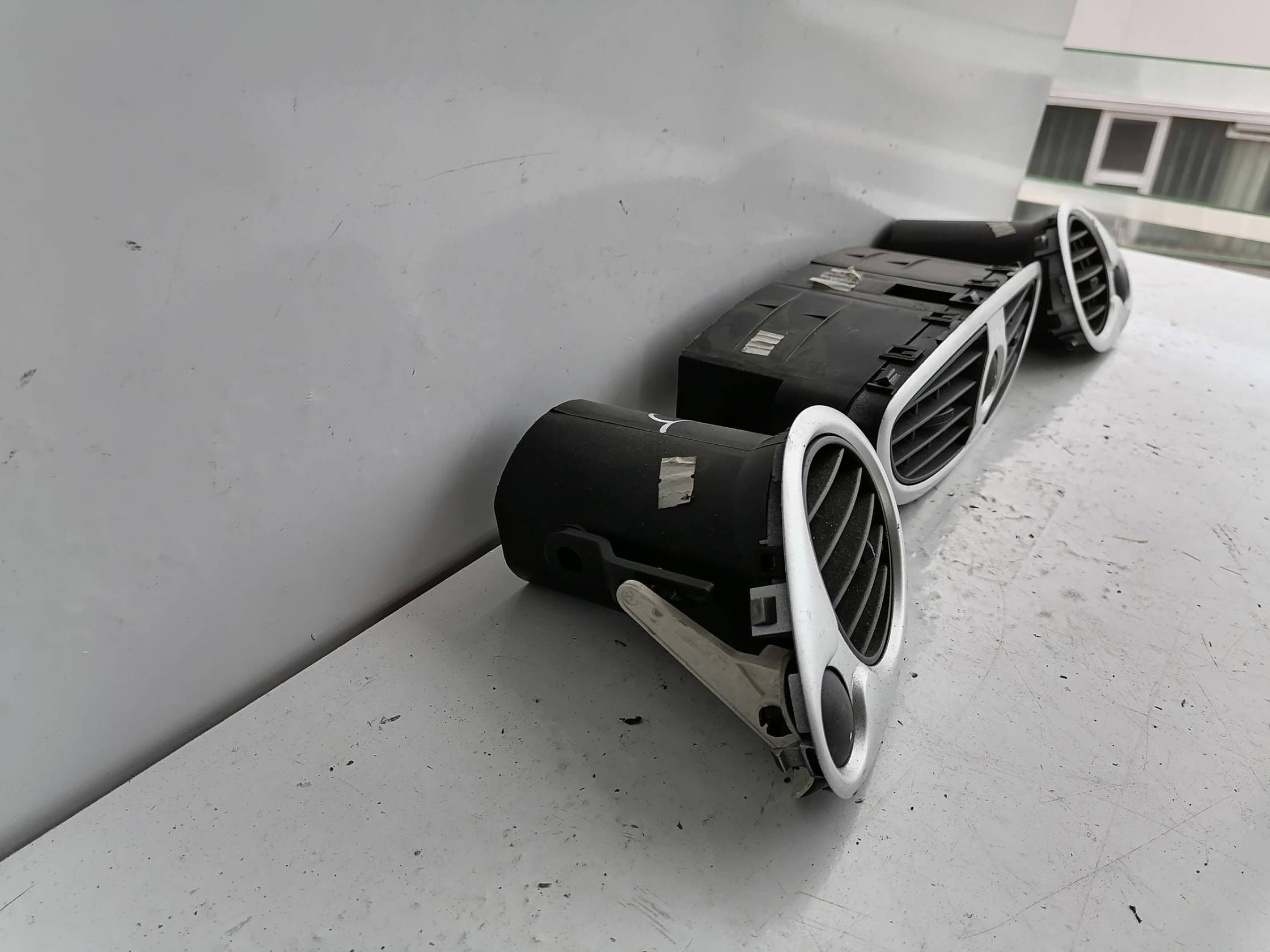 Bocchetta aria centr. cruscotto